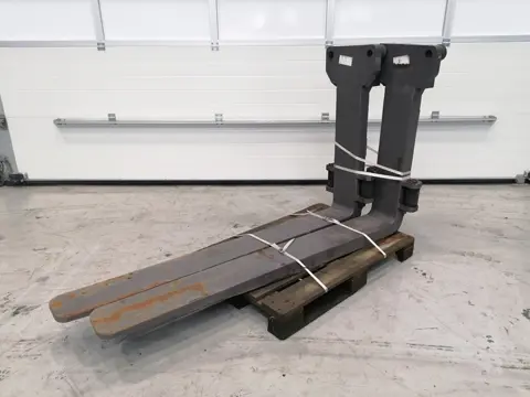SET VORKEN Kalmar 16ton forks 0 0.0T