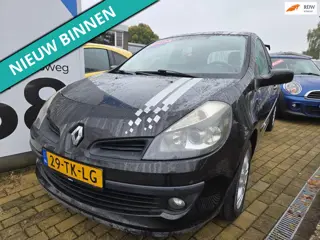 Renault Clio 1.2-16V Exception LEUKE AUTO RIJDT EN SCHAKELT GOED