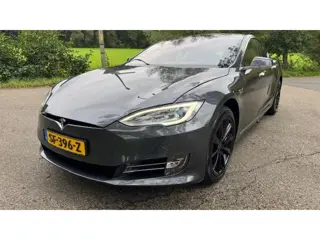 Tesla Model S 75D Base