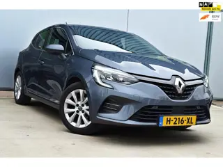 Renault Clio 1.0 TCe Intens, Facelift model,1e eigenaar, Trekhaak, Half lederen bekleding, Parkeerca