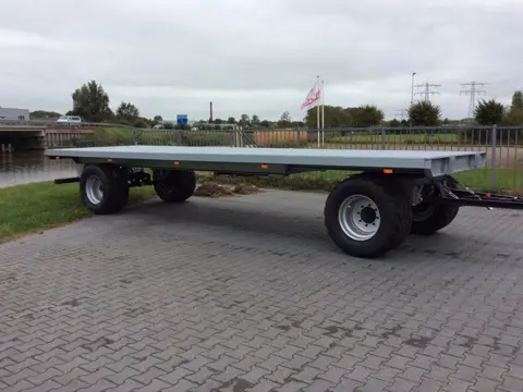 PFB 850 Nieuwe balen wagen Whats-app: (31) 06-28686783