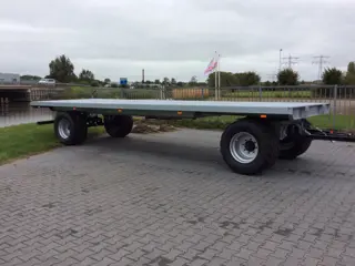 PFB 850 Nieuwe balen wagen Whats-app: (31) 06-28686783