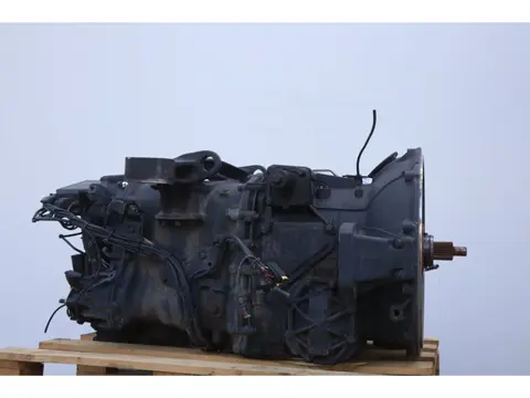 MAN 12+2GZ 2700DD+RETARDER 81.32004-6518 (bj 2020)