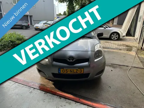 Toyota Yaris 1.3 VVTi Comfort Airco/Nap/6 bak