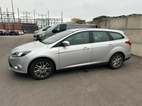 Ford FOCUS Wagon 1.0 EcoB. Titanium KOPPAKING !! EXPORT PRIJS !