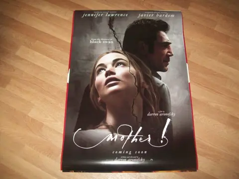 MOTHER ! filmposter.