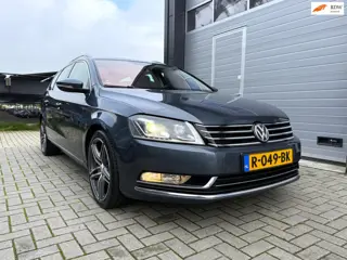 Volkswagen Passat Variant 3.6 VR6 FSI 4Motion - Navigatie - Lederen Bekleding - ACC (Adaptieve Cruis