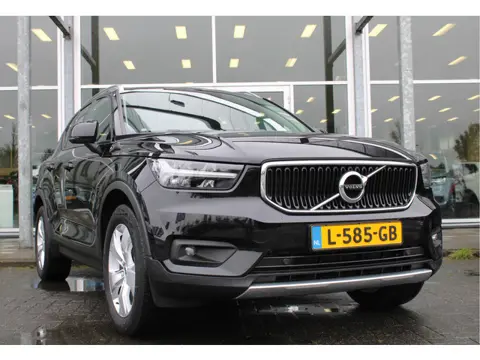 Volvo XC40 T2 Automaat Business Pro | Adapt. Cruise | El. Trekhaak | BLIS | Keyless | DAB | El. Acht