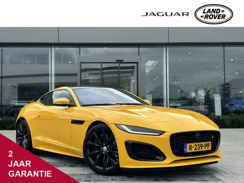 Jaguar F-Type P575 5.0 V8 575pk Aut. AWD Coupé - R | SVO Sorento Yellow | Geklimatiseerde sportstoel