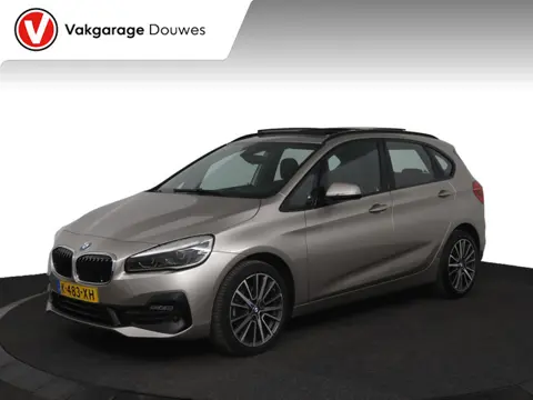 BMW 2-serie Active Tourer 218i High Executive |NAP |1e eigenaar | Automaat | Pano | HUD | Stoelverwa