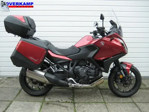 Honda NT1100D (bj 2024, automaat)