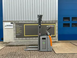 VS-22422  Elektrische triplex stapelaar Still EXVSF14 5016mm