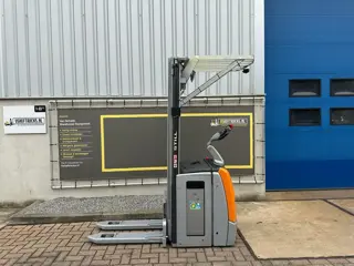 VS-22315 Elektrische triplex meerijd stapelaar Still 5.316mm