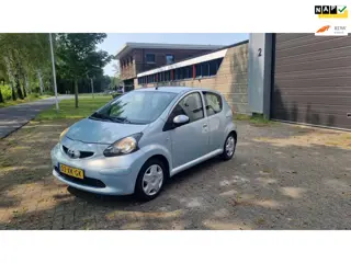 TOYOTA AYGO 5 DEURS 192000KM NAP NIEUWE APK TOPSTAAT