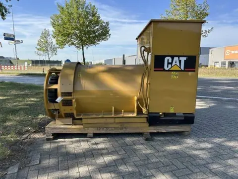 Cat SR4 - Used - 2000 kW - 827 frame (bj 2006)