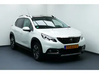 Peugeot 2008 1.2 110pk Allure. Panodak, Navi, Camera, Clima, Cruise, Half Leer, 16"LMV
