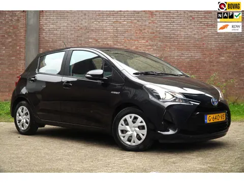 Toyota Yaris 1.5 Hybrid Active, Cruise-en Climat-control, Navigatie, A.rij camera, Ned.Auto