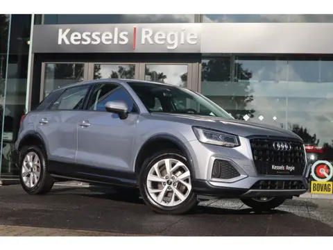 Audi Q2 35 TFSI Advanced Led Camera Carplay ACC (bj 2023)