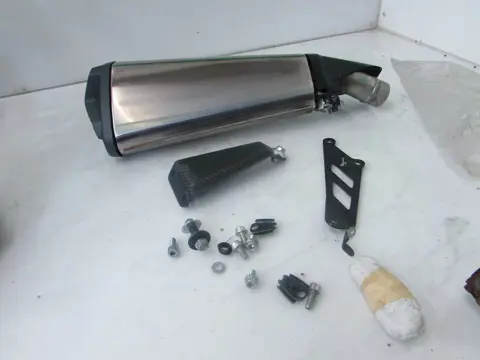 UITLAAT Kawasaki ZX 10 R 2008 - 2010