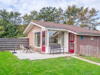 Knus vakantiehuis met grote tuin op het zuiden