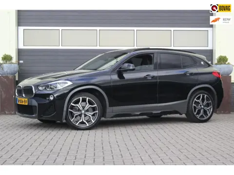 BMW X2 sDrive20i High Executive M Sport | Trekhaak | Schuifdak |