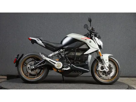 zero SR/F 17.3 € 1.500 IN PRIJS VERLAAGD!! (bj 2025)