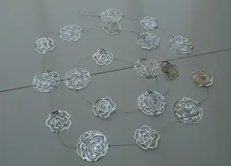 GUIRLANDE RAAM DECORATIE ZILVER 2 MTR Nieuw