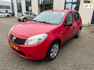 Dacia Sandero 1.2 Ambiance / 1 jaar apk / nap / apk / airco / 2 sleutels / 4 nieuwe banden / motor 1