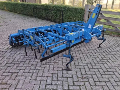 Lemken Systeem-korund 300K zaaibedbereider (bj 2001)