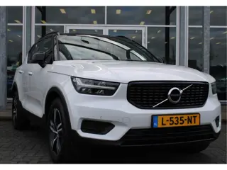 Volvo XC40 T3 Automaat R-Design | Adapt. Cruise | El. Trekhaak | Park assist V+A | Draadloze telefoo