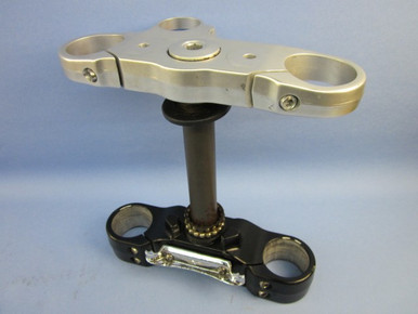 Used t-stuk+kroonplaat stelvio 1200/8v 2