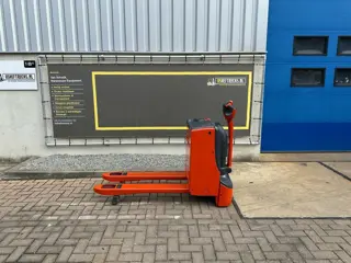 VS-22324 Elektrische palletwagen Linde T16 bj 2011 weinig uren