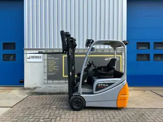 VS-22417 Elektrische triplex heftruck Still RX20-18 BJ2018