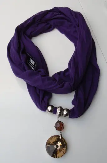 COL SJAAL PAARS MET ORNAMENT 200X40 CM NIEUW