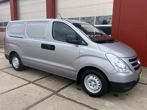 Hyundai H 300 2.5 CRDi Dynamic