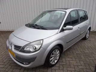 Renault Scénic 1.6-16V Privilège Luxe Automaat ( NW. APK KEURING BIJ VERKOOP! )