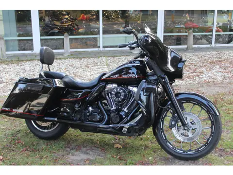 Harley-Davidson Ultra Limited  FLHTCU Limited Ultra-Glide