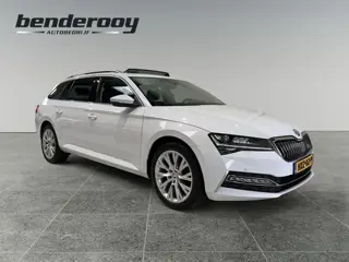 Škoda Superb Combi 1.4 TSI iV 218pk Style | Pano dak | Trekhaak