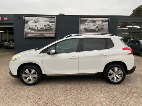 Peugeot 2008 1.6 VTi Allure 120 Pk - 101.134 Kilometer - Airco ecc - Cruise - Bluetooth/handsfree - 