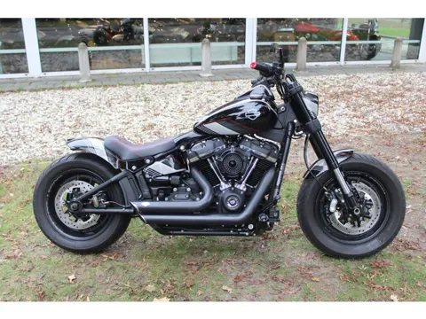 Harley-Davidson Fat Bob  FXFBS Softail Fat-Bob