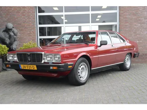 Maserati Quattroporte 4.9 V8 | Manual Gearbox |