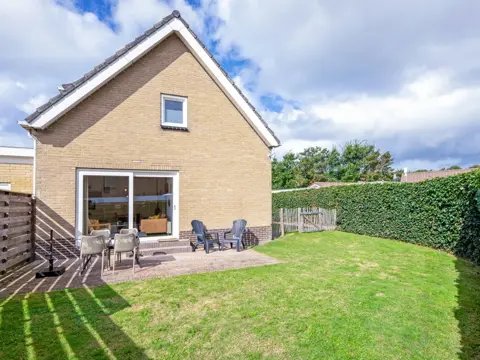 Comfortabel vakantiehuis met afgesloten tuin