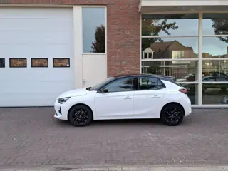 OPEL CORSA 1.2 TURBO 100 PK BLACK EDITION GS-LINE ZWART DAK WIELEN