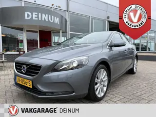 Volvo V40 2.0 T3 Momentum Xenon/LED verl, Navigatie, Parkeersens, Trekhaak, etc..!!