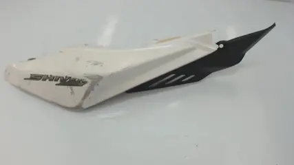 RECHTER ACHTERKANT Aprilia Shiver 750 2008 - 2010