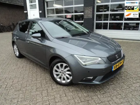 Seat Leon 1.0 EcoTSI Style Connect Cruise Camera Navigatie
