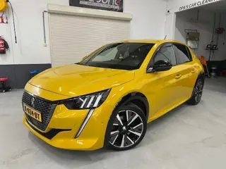 PEUGEOT 208 1.2 PURETECH GT-LINE, 360 camera, Automaat, Adapt.Cruise Ctrl, NAVI