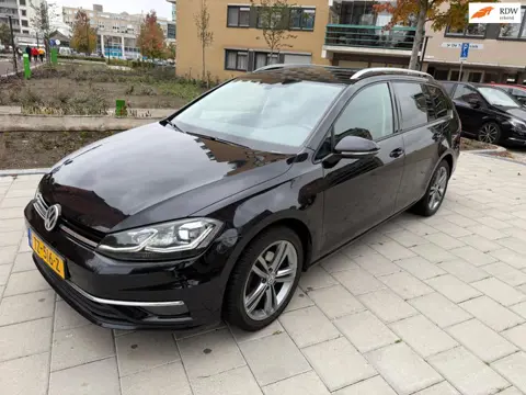 Volkswagen Golf Variant 1.6 TDI Highline | DSG | Facelift