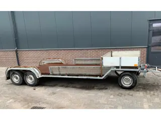 Hulco Henra schamel aanhanger Oprijwagen machine Transporter