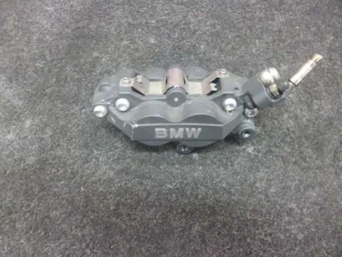 REMKLAUW RECHTS VOOR BMW K 1200 R 2005 - 2008